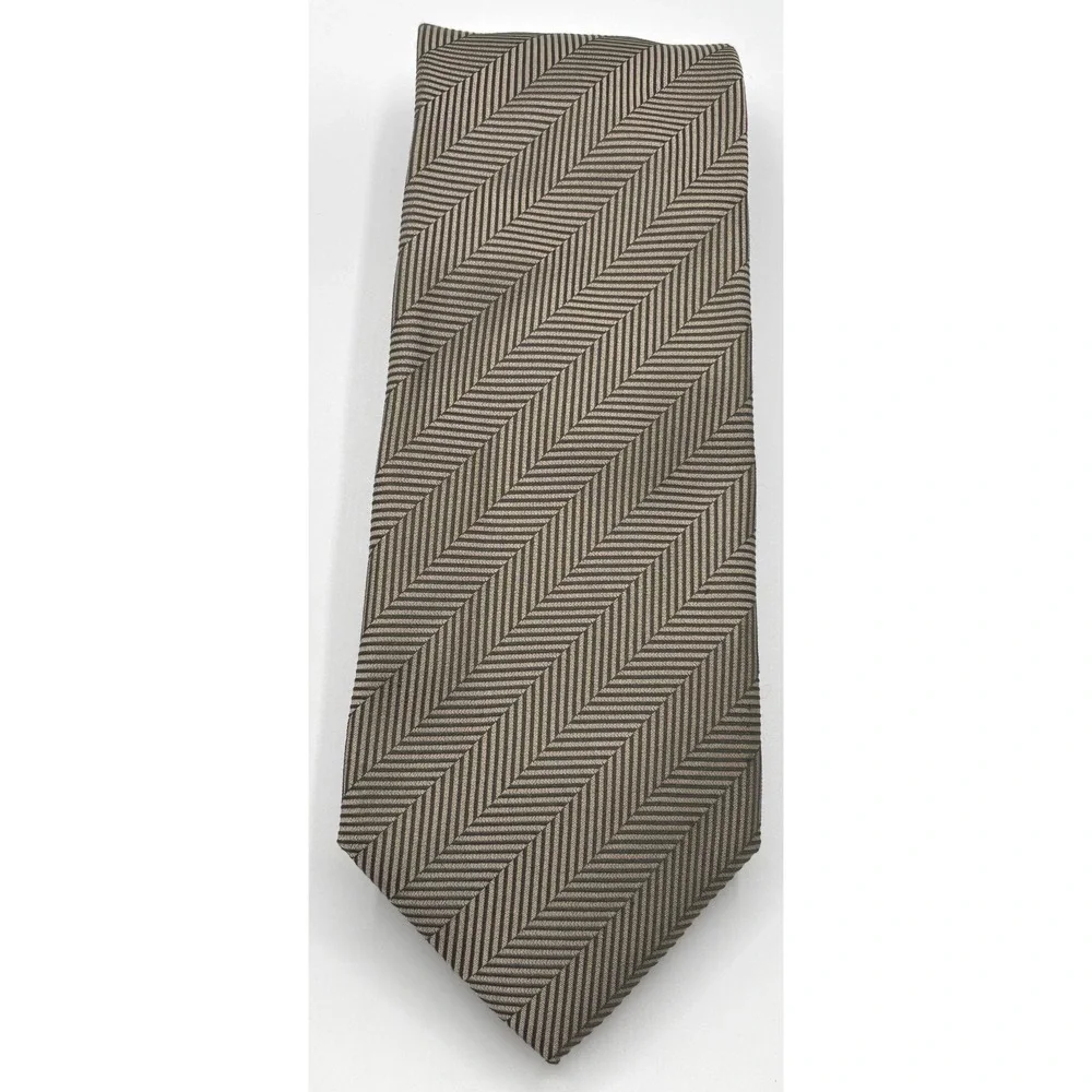 Hugo Boss BOSS 100% Silk Tie Silver Gray Herringbone Geometric Woven Designer
